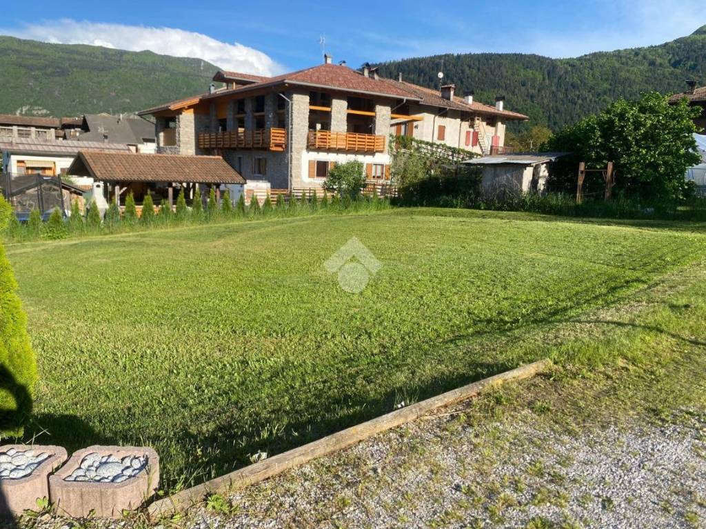 Villa Bifamiliare in vendita a Fiavè via Bleggio