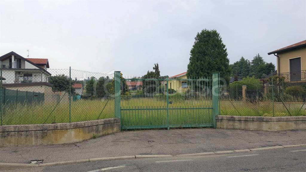 Terreno Residenziale in vendita a Venegono Superiore via Moncenisio
