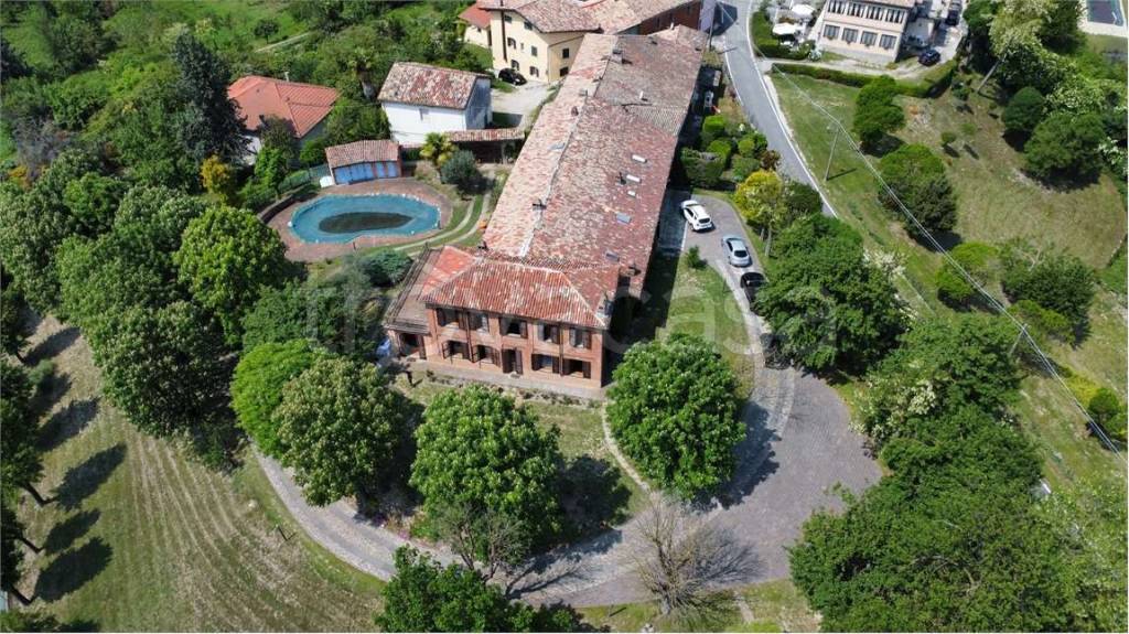 Casale in vendita a Ponzano Monferrato via Garibaldi, 4