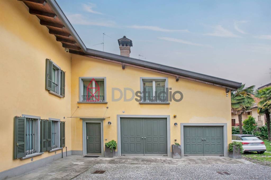 Casa Indipendente in vendita a Ponte San Pietro via Luigi Piazzini, 15