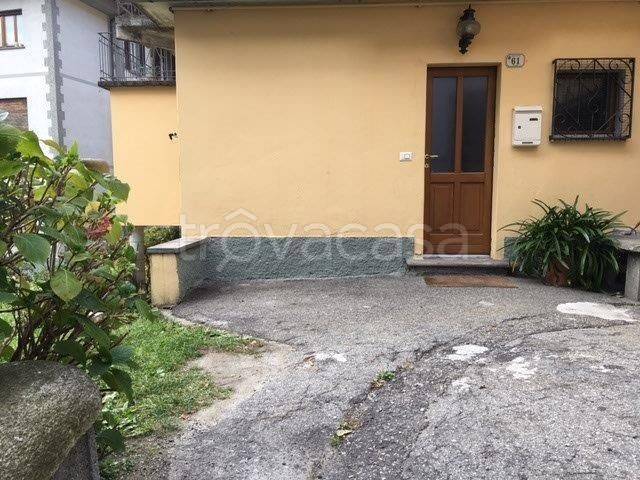 Appartamento in vendita a Varzo viale Castelli, 61