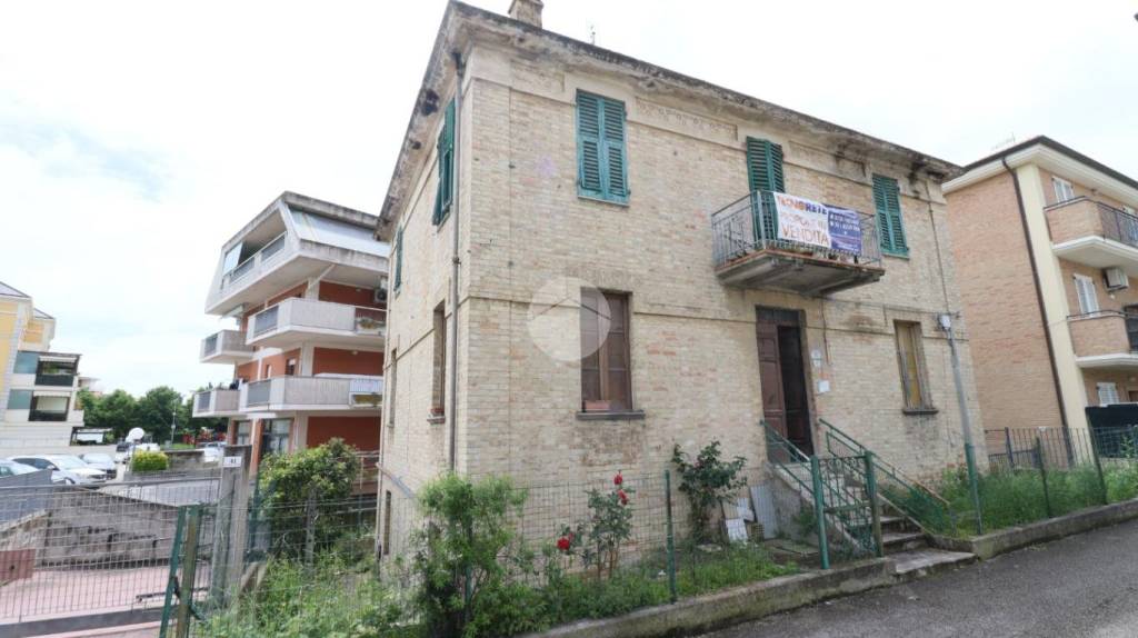 Casa Indipendente in vendita a Grottammare sp Val Tesino, 43