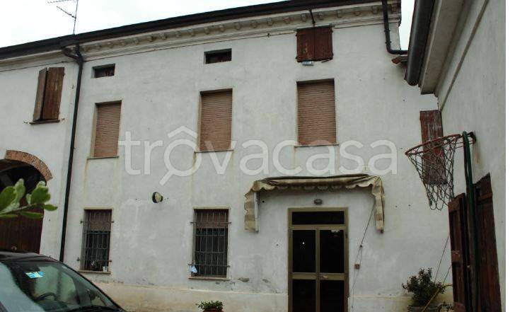 Villa Bifamiliare in vendita a Gualtieri viottolo Ex Scuole, 1