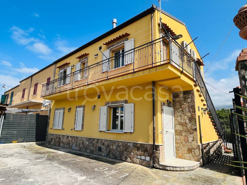 Villa Bifamiliare in vendita a Lascari contrada Piane Nuove