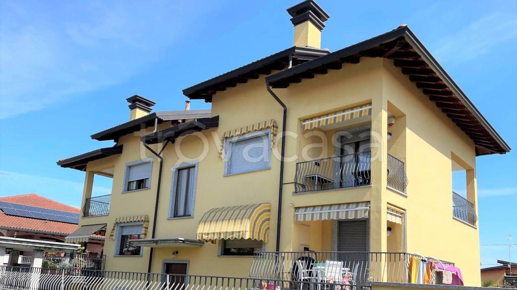 Appartamento in vendita a Parabiago via Enrico Carlo Forlanini, 10