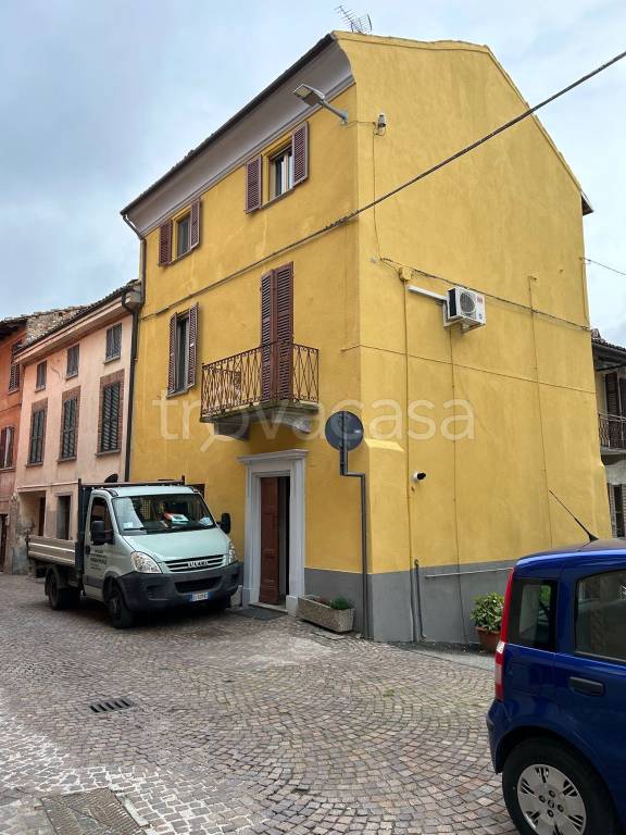 Casa Indipendente in vendita a Moncalvo via Cissello, 65