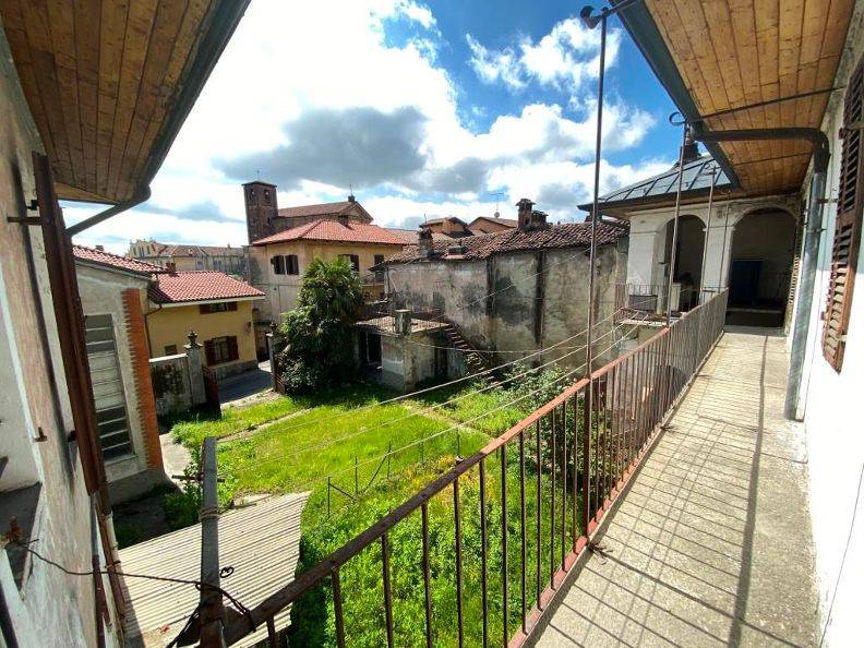 Casa Indipendente in vendita a Rivoli via Gaspare Grandi, 22