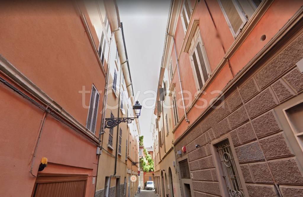 Casa Indipendente in vendita a Parma borgo San Biagio, 7B
