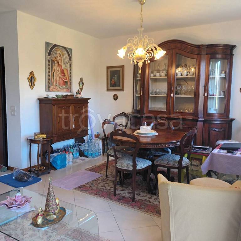 Appartamento in vendita a Chianciano Terme via dei Colli, 100