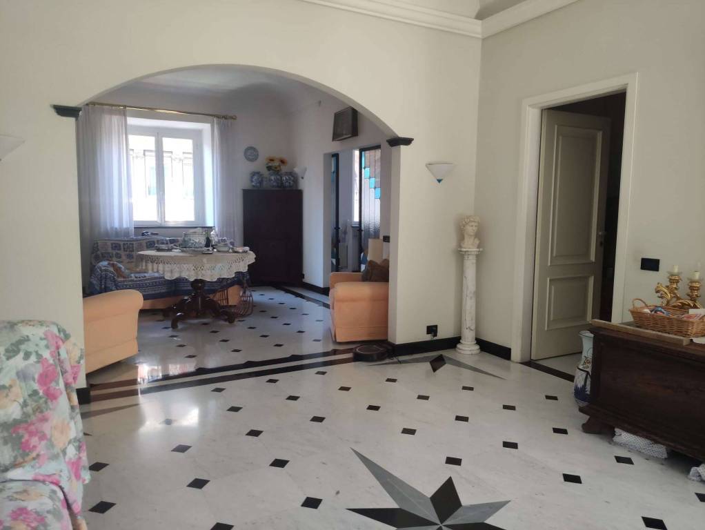 Appartamento in vendita a Savona via Pietro Paleocapa, 20