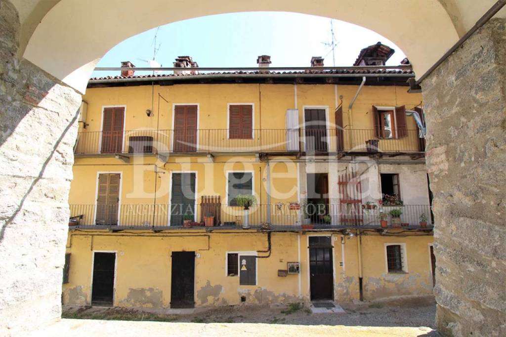 Casa Indipendente in vendita a Biella via Costa di Riva 7