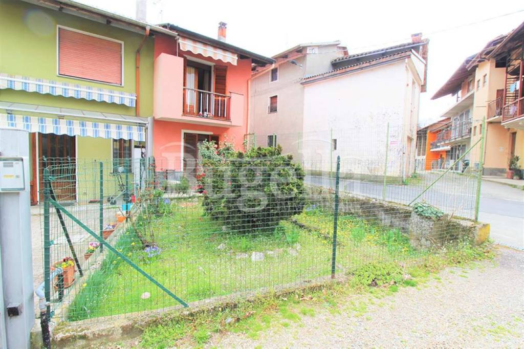 Casa Indipendente in vendita a Cerrione via Costantino Crosa