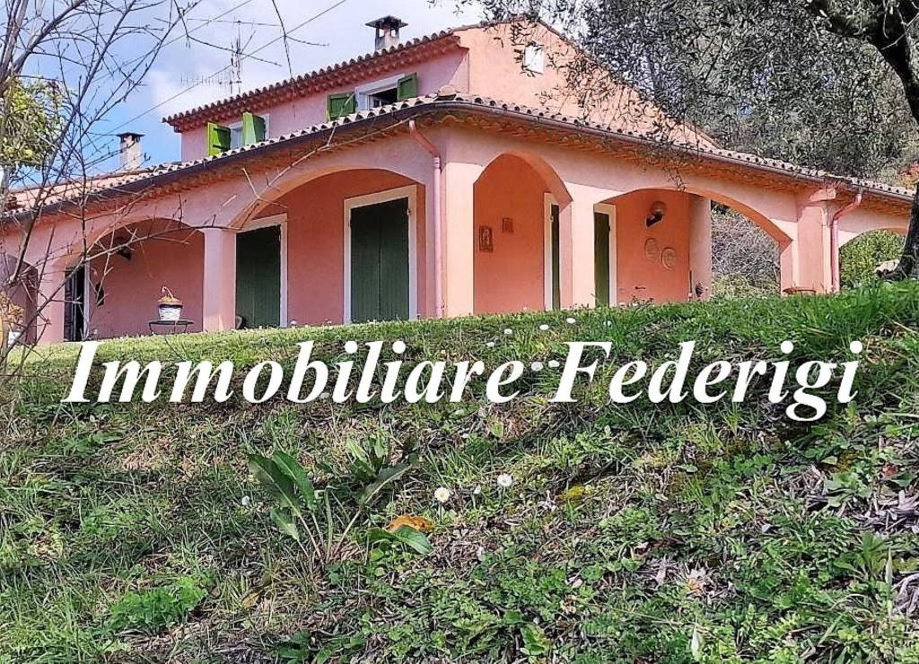 Villa in vendita a Sarzana via Falcinello