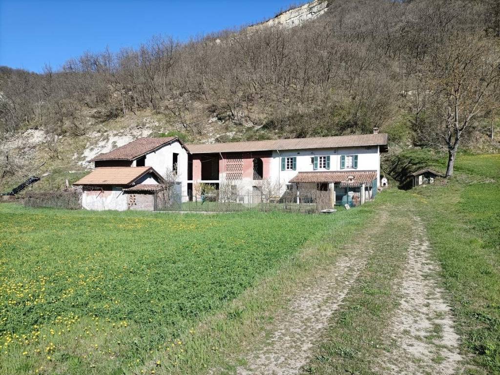 Casa Indipendente in vendita a Borghetto di Borbera località Cascina Fontana Stretta
