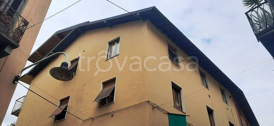 Appartamento in vendita a Zogno via Camillo Benso di Cavour, 13