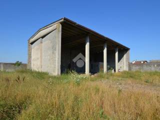 Garage in vendita ad acquanegra sul chiese via trieste, 890