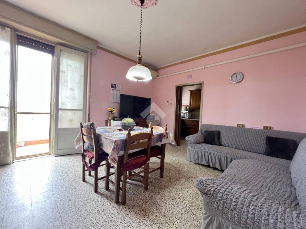 Appartamento in vendita ad Acquanegra sul Chiese via Bellini, 356