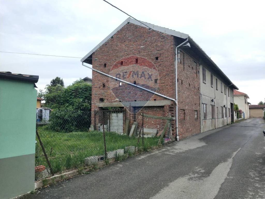 Casa Indipendente in vendita a Tornaco via Graziosi, 4