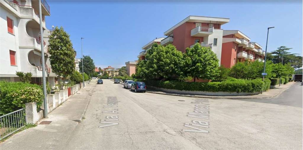 Appartamento in vendita a Porto Recanati via ferdinando magellano