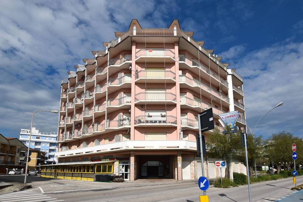 Appartamento in vendita a Porto San Giorgio lungomare Antonio Gramsci, 449