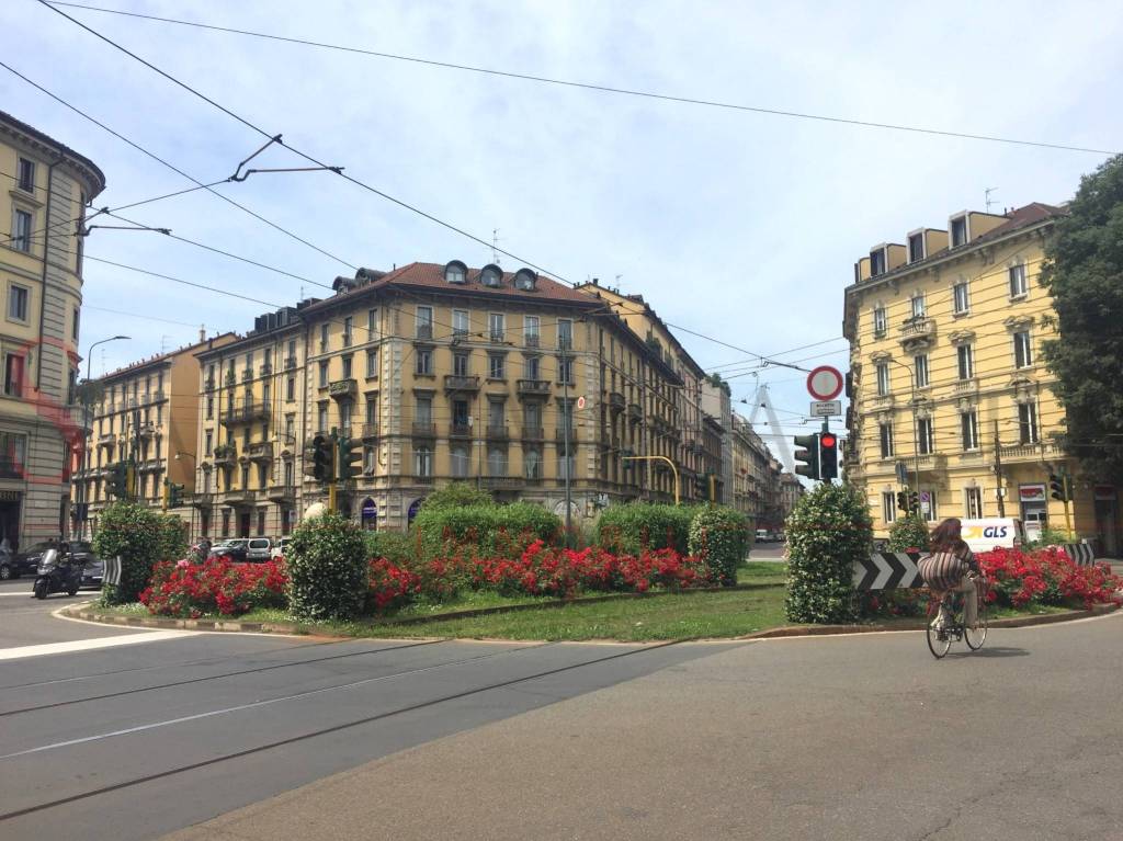 Negozio in affitto a Milano piazza Virgilio