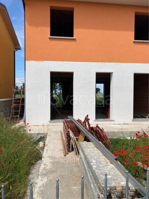 Villa a Schiera in vendita a Pieve d'Olmi via Bardella
