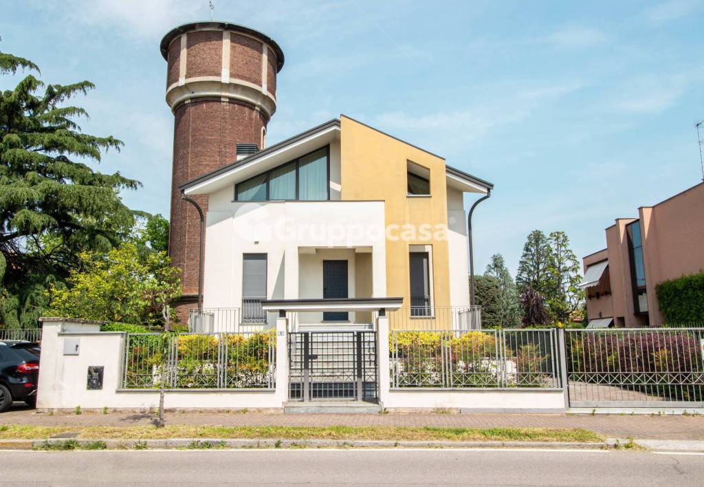 Villa in vendita a Cuggiono via roma, 1/a