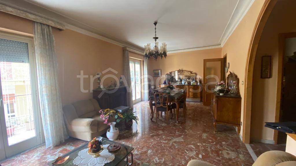 Appartamento in vendita a Carini via Francesco Cangialosi