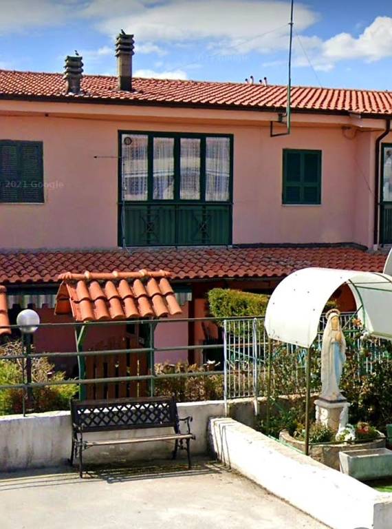 Villa Bifamiliare in in vendita da privato a Vinchiaturo via La Grande Quercia Nuova Acqua, 4
