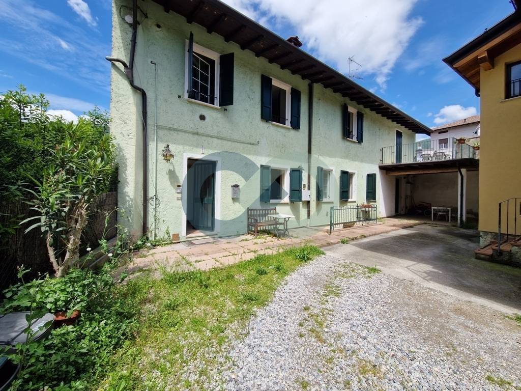 Casa Indipendente in vendita a Gavardo via Santa Maria