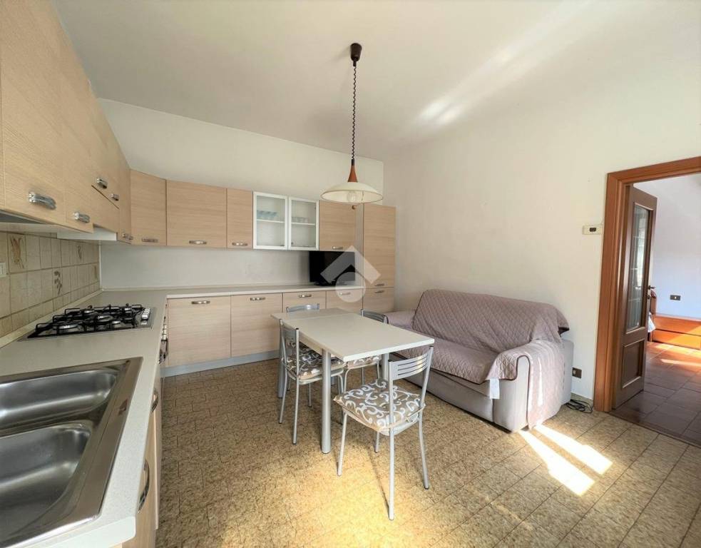 Appartamento in vendita a Carugate via Cesare Battisti, 69