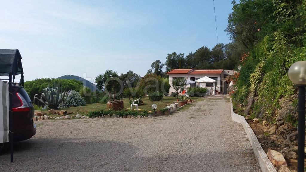 Villa in in vendita da privato a Portoferraio località Viticcio
