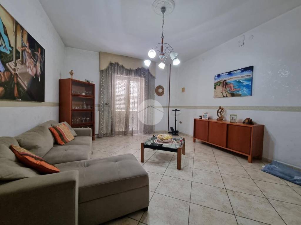 Appartamento in vendita a Casoria via Isernia, 6