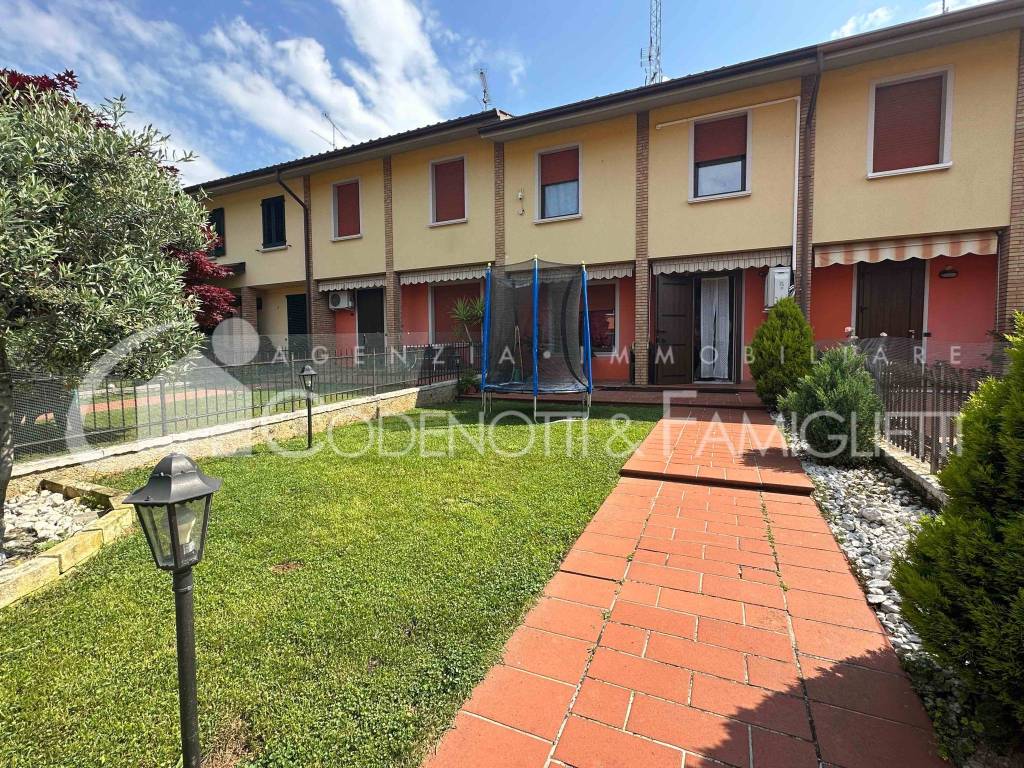 Villa a Schiera in vendita a Mazzano via Martiri Piazza Loggia, 31