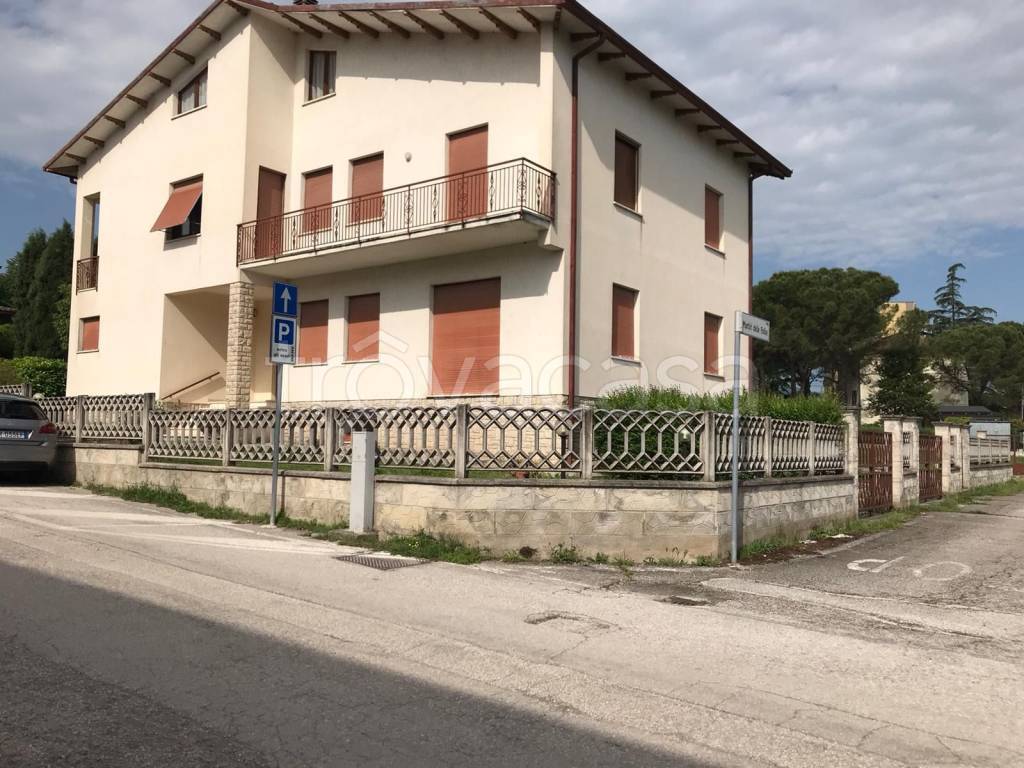 Villa in in vendita da privato a Bevagna via 1 Maggio, 3