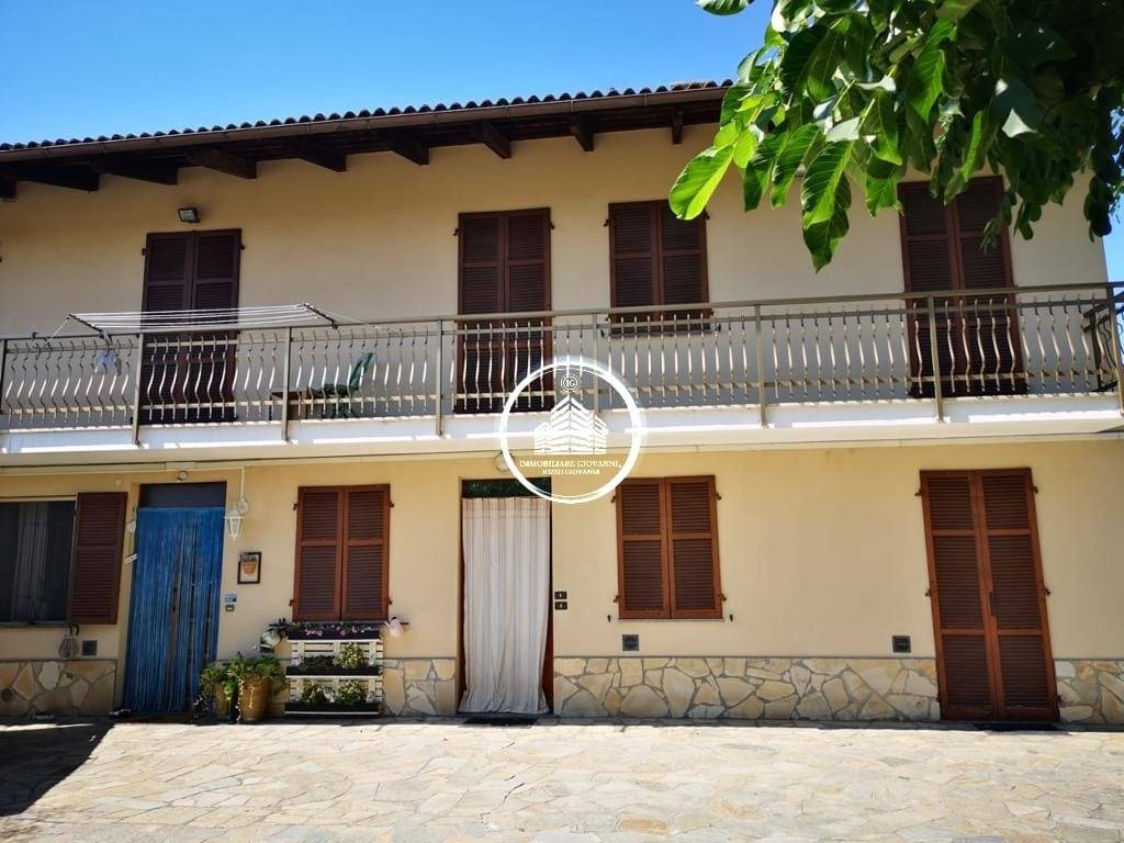 Villa Bifamiliare in vendita a Sommariva Perno via Aie, 82