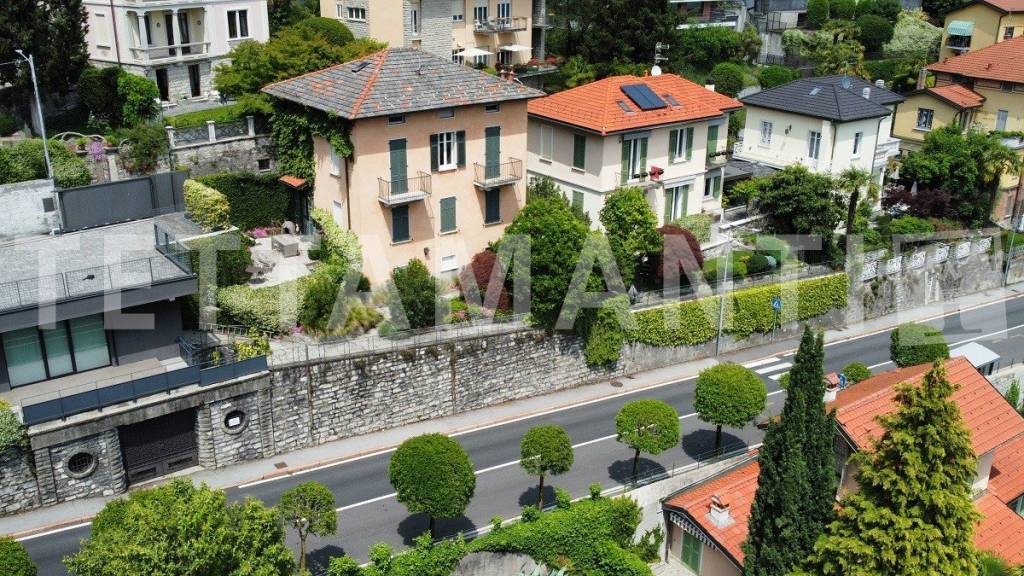 Villa in vendita a Como via dei Villini, 1