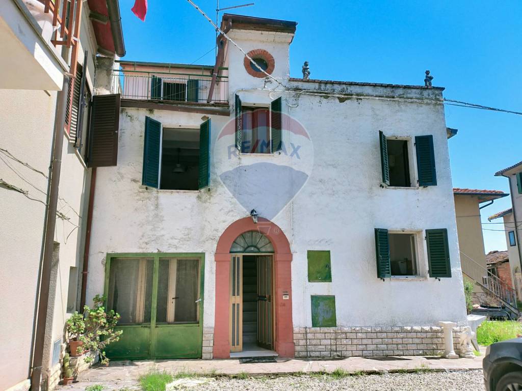 Casa Indipendente in vendita a Castiglione del Lago strada della Carraia, 32
