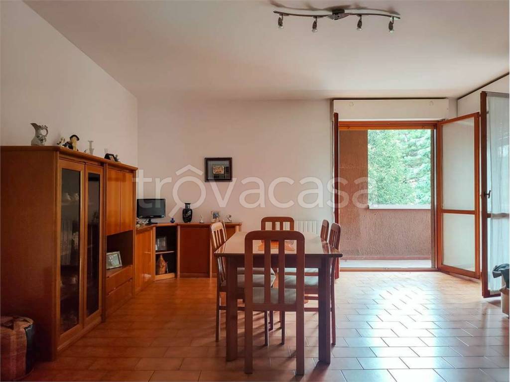 Appartamento in vendita a Solbiate Olona via Ortigara, 6
