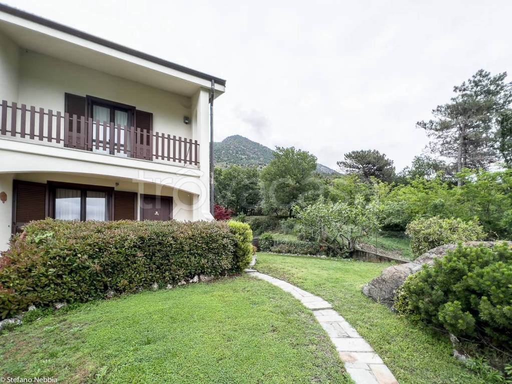 Villa a Schiera in vendita ad Almese via Castelletto, 21