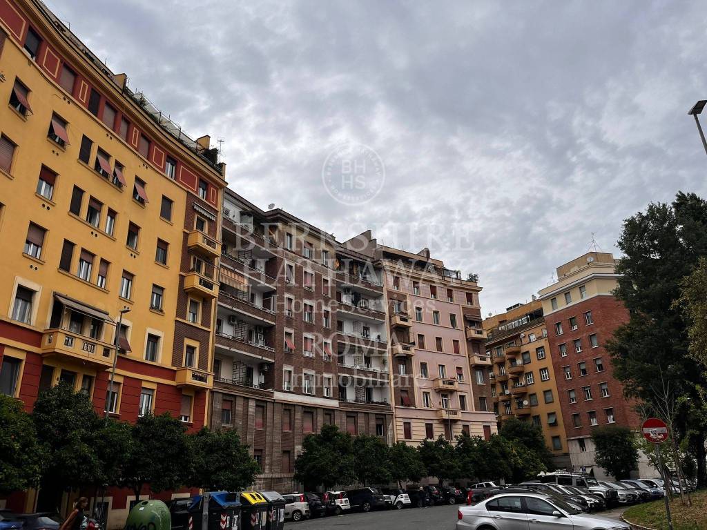 Appartamento in vendita a Roma piazza dei Prati degli Strozzi