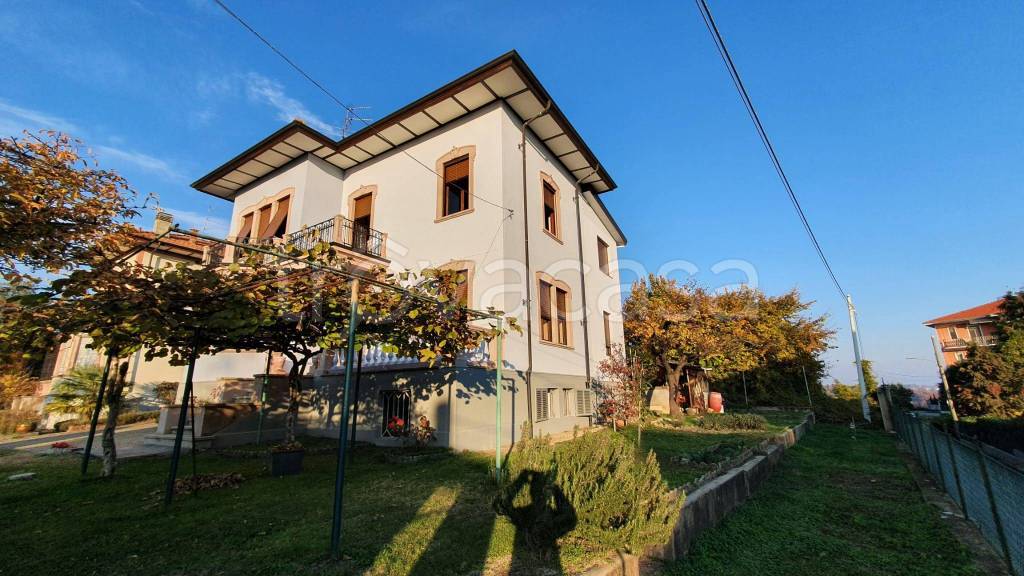Villa in vendita a Masserano via Roma, 32