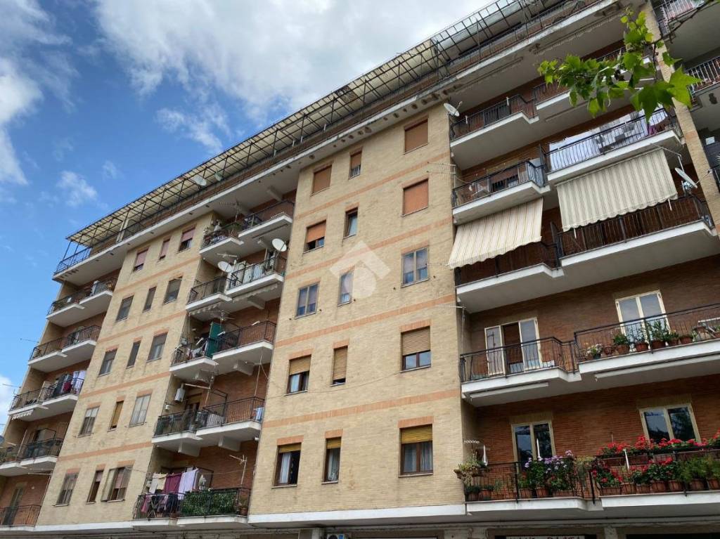 Appartamento in vendita ad Avellino via Due Principati, 121