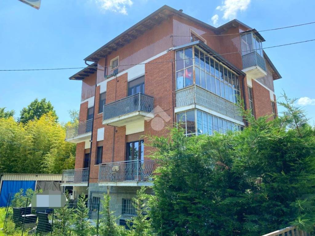 Appartamento in vendita a Vezza d'Alba via Montaldo Roero, 1