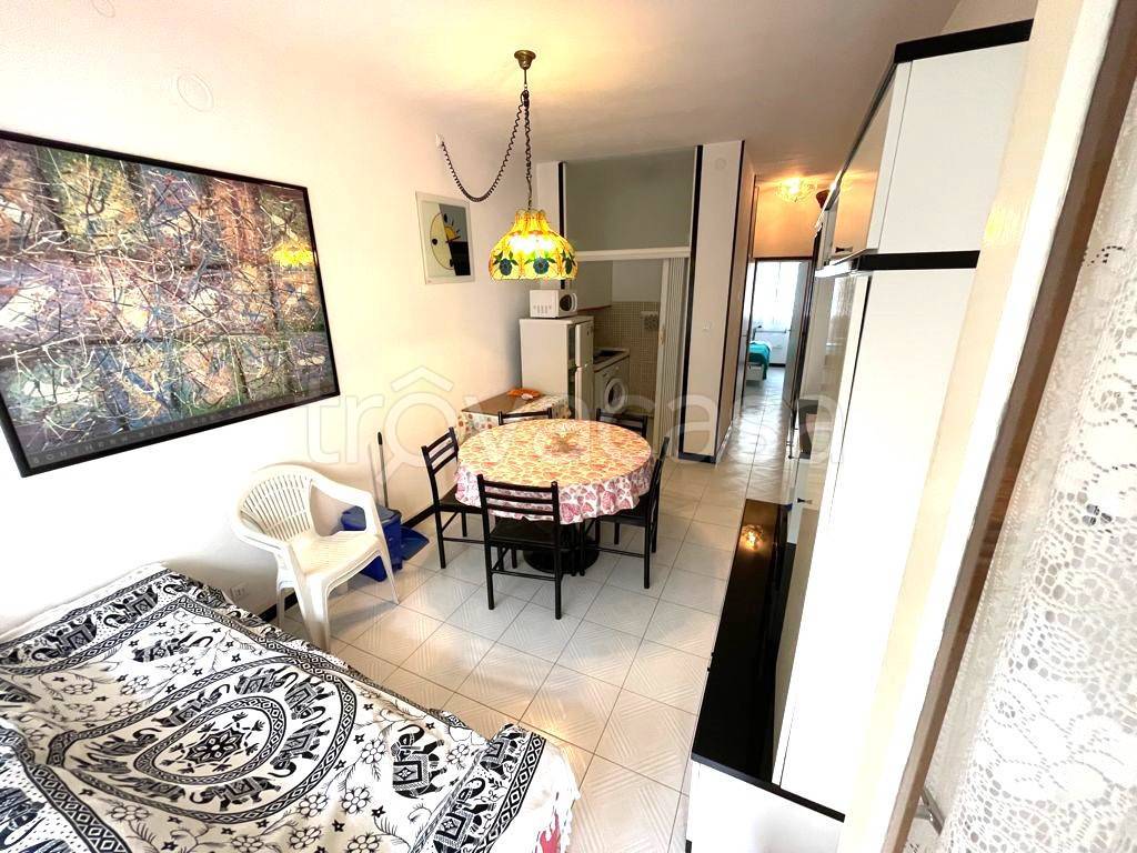 Appartamento in vendita a Comacchio viale dei Pini, 73