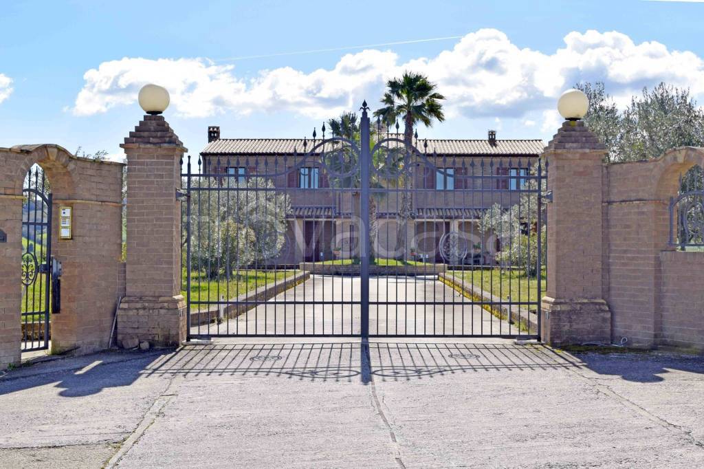 Villa Bifamiliare in vendita a Potenza Picena contrada Castelletta