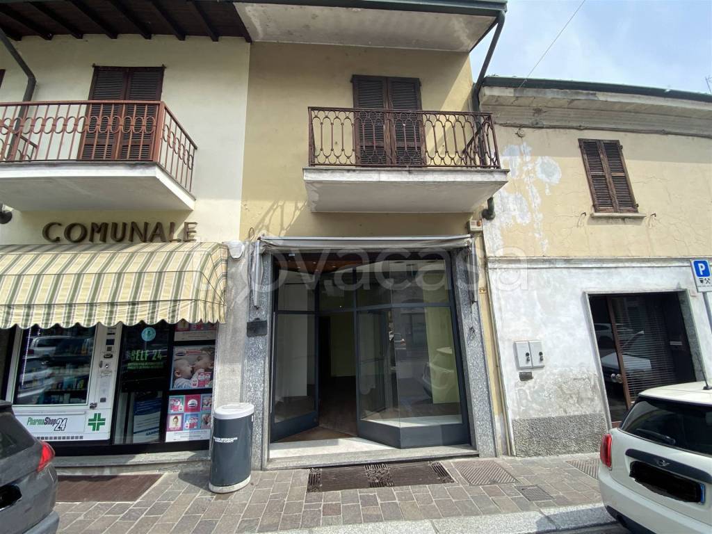 Casa Indipendente in vendita a Sant'Angelo Lodigiano piazza Vittorio Emanuele II