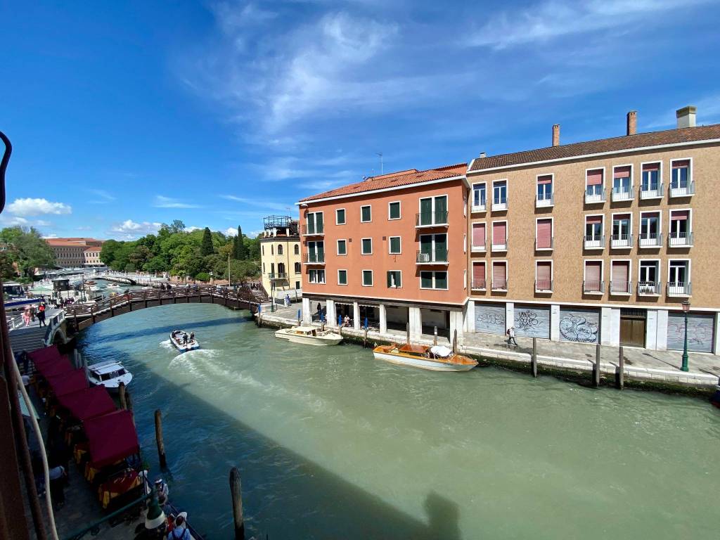 Appartamento in vendita a Venezia santa Croce, 390