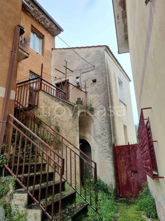 Appartamento in vendita a Montemarano via Roma