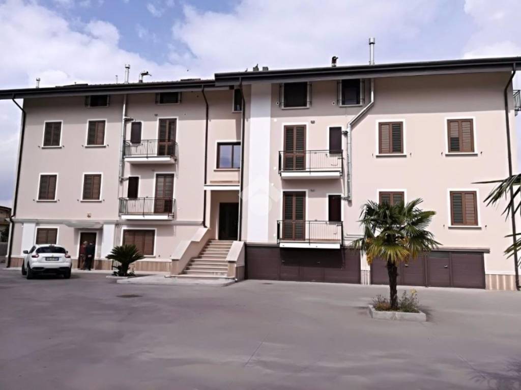 Appartamento in vendita a Montesarchio via Cervinara, 74